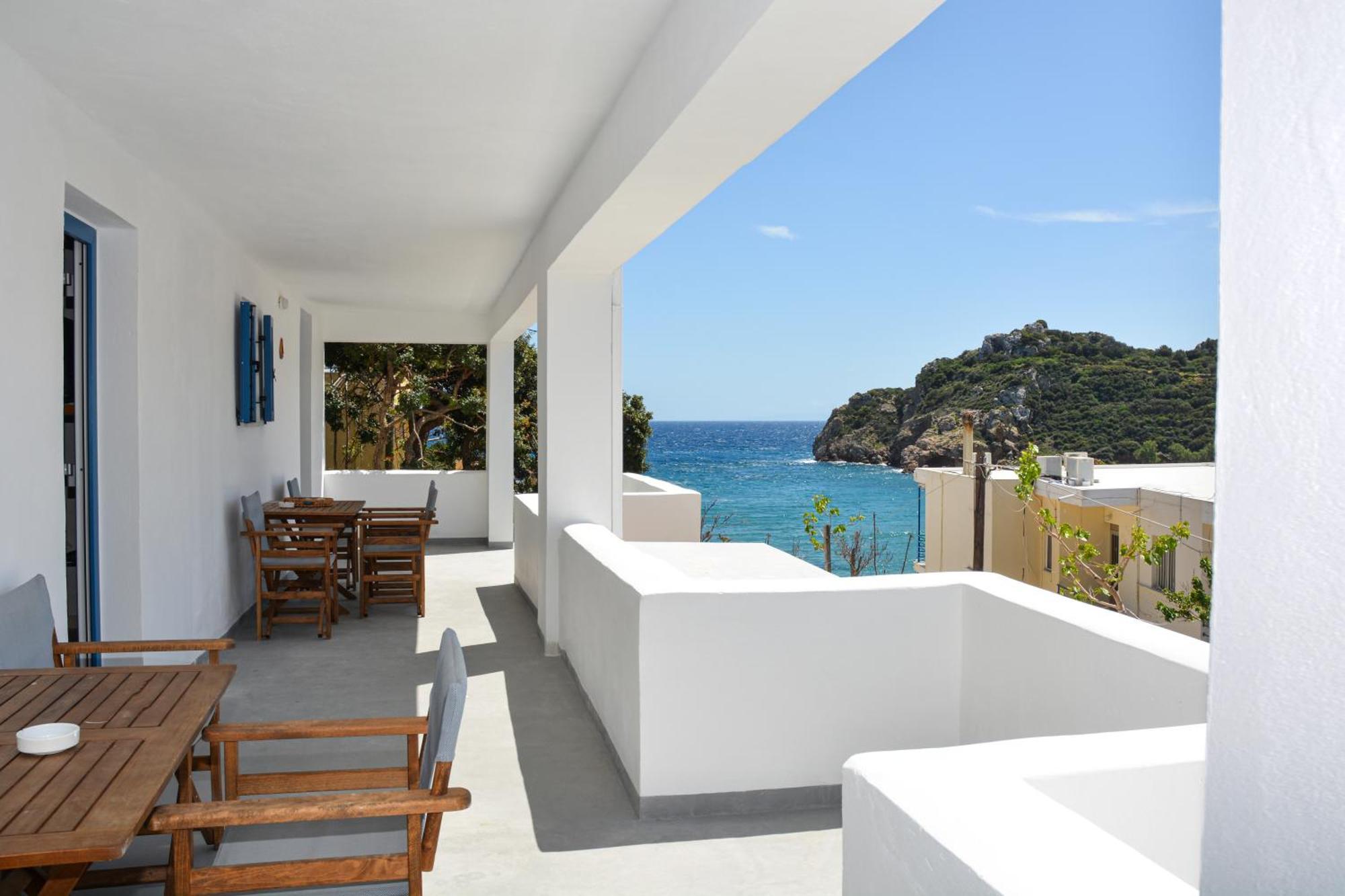 Thea Apartments Emporeios  Exterior photo