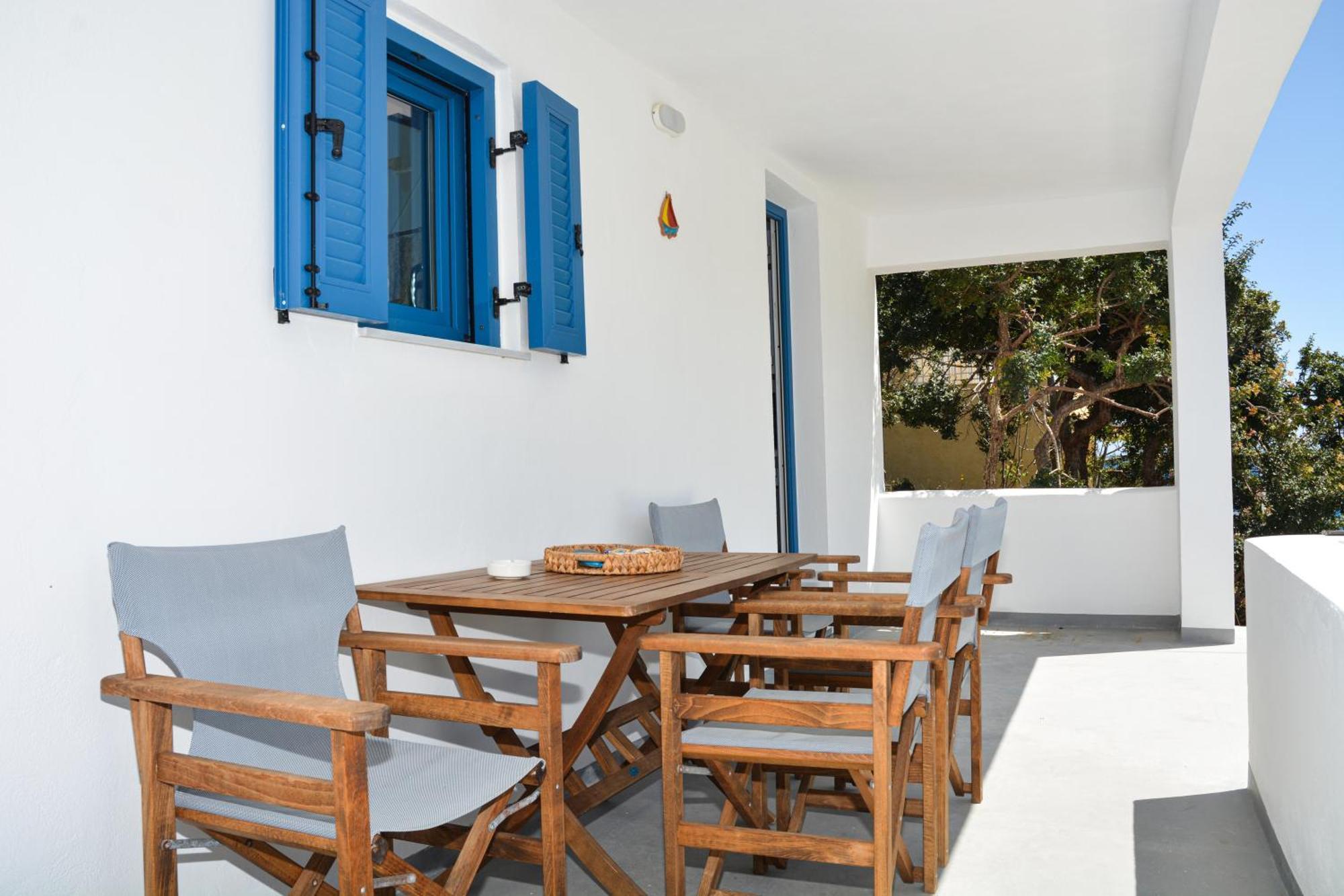 Thea Apartments Emporeios  Exterior photo